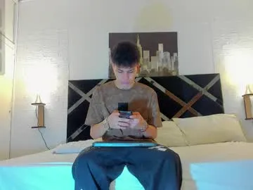 adriano_bigcock Image 12