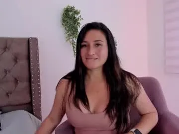 angela_fiory Image 3