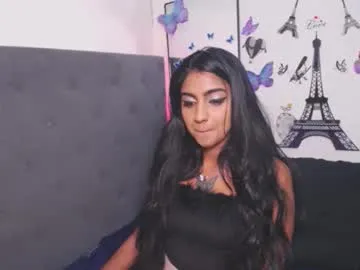 delilah_blazee Image 14