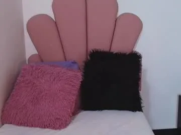 hillary_jones Image 9