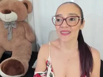 jess1ca_herrera Image 7