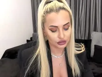 lovelyblondyxxx Image 10