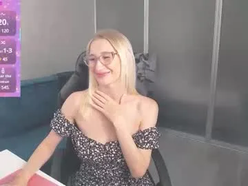 marysantamonika Image 4