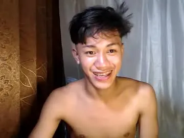 naugthyboyloy's Thumb Image