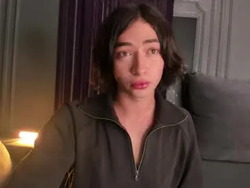 nickierainer Image 9