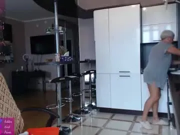 roxana_brooks Image 14