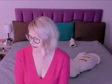 sabrinamacmarren Image 7