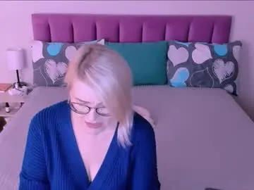 sabrinamacmarren Image 9