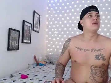 sarayander's Thumb Image