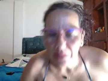 yazmin_mature Image 18