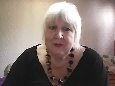 Alexia64231 model profile