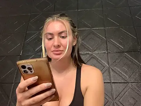 Alyssa_rhoades Image 5