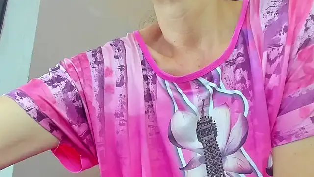 laurasofia45 model profile