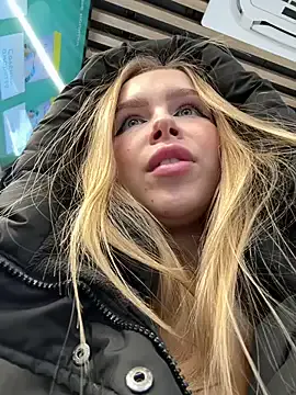 Liza_risky's Thumb Image