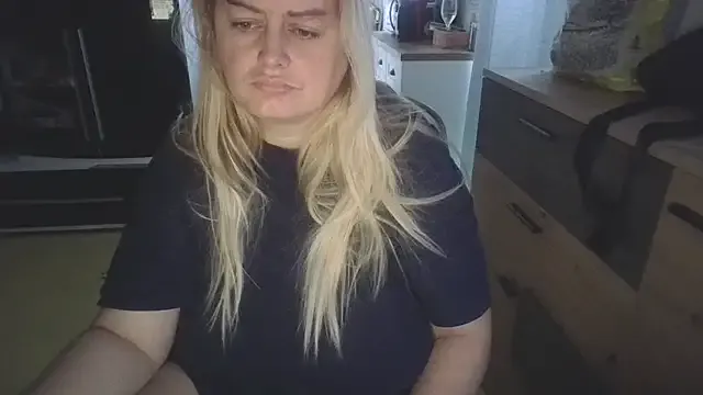 Meliss_Official9 model profile